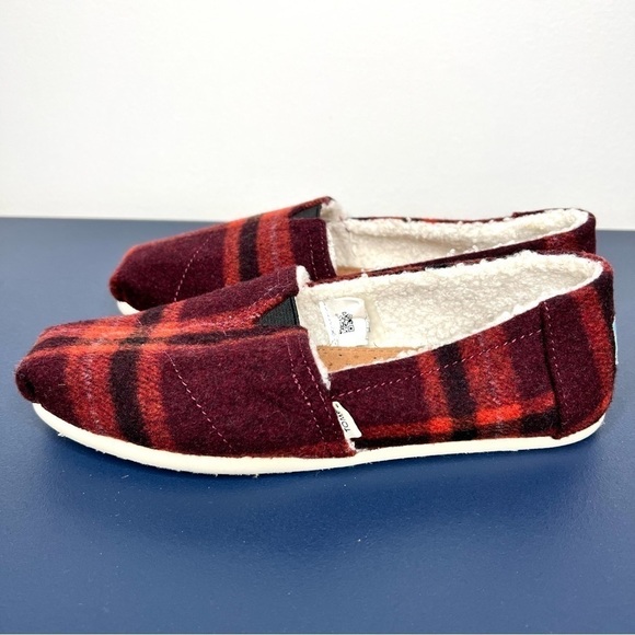 Toms Alpargata Red Plaid Buffalo Check Faux Sherling Sherpa Slip On Shoes Size 6 - Picture 7 of 14